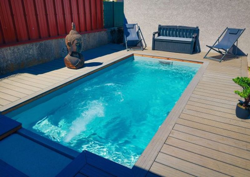 Enzo glassfiber svømmebasseng